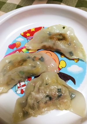 幼児食で一緒に餃子パーティ(⌒⌒)-レシピのメイン写真