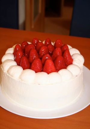 いちごのデコレーションケーキ-レシピのメイン写真