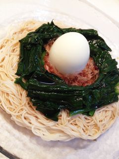 ☆材料5つ!ほうれん草の巣ごもりそうめん-レシピのメイン写真