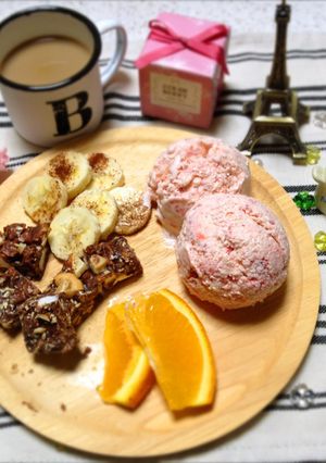 フレッシュ苺♡のアイスクリーム♪-レシピのメイン写真