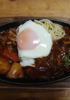 激うまハンバーグ(゜ー゜☆キラッ-レシピのメイン写真