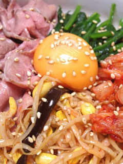簡単! ローストビーフでビビンバ丼-レシピのメイン写真