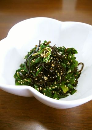 【ご飯のお供】ニラとしそ昆布の梅ごま味♪-レシピのメイン写真