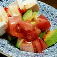 アボカドとトマトの豆腐サラダ