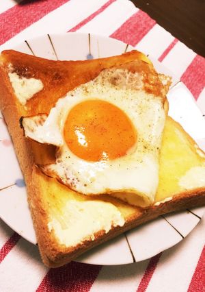 目玉焼きトースト-レシピのメイン写真