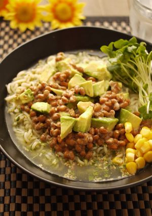 冷やしぶっかけアボカド納豆ラーメン-レシピのメイン写真