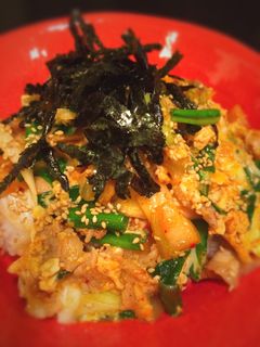 簡単!豚肉とキムチのピリ辛卵とじ丼ぶり-レシピのメイン写真