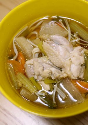 せんべい汁風☆鶏もも肉の具だくさんスープ-レシピのメイン写真