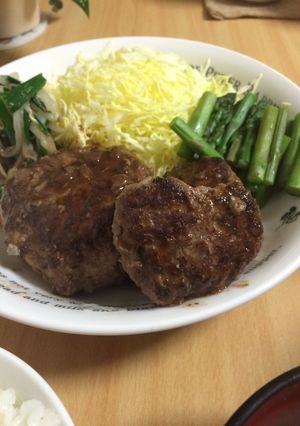 夢みたい♩ステーキのようなハンバーグ-レシピのメイン写真