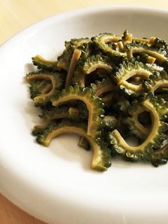 材料1つ!ささっとゴーヤの炒め物-レシピのメイン写真