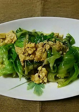レンジで簡単大量消費☆レタスと卵の中華風-レシピのメイン写真