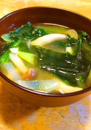 すぐできる！野菜が旨い満腹お味噌汁。-レシピのメイン写真