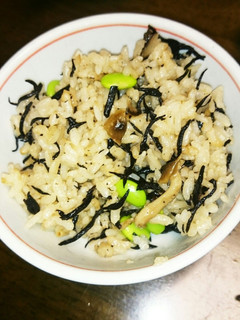 キノコとヒジキの炊き込みご飯-レシピのメイン写真