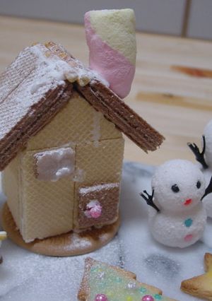 市販のお菓子で作る　お菓子の家-レシピのメイン写真