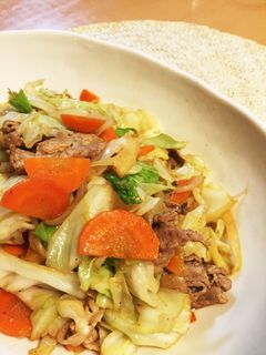 野菜炒め☆醤油とバターがキャベツに合う〜-レシピのメイン写真