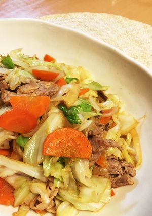 野菜炒め☆醤油とバターがキャベツに合う〜-レシピのメイン写真