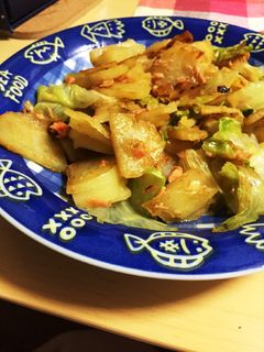 じゃがいもとレタスのバター炒め-レシピのメイン写真