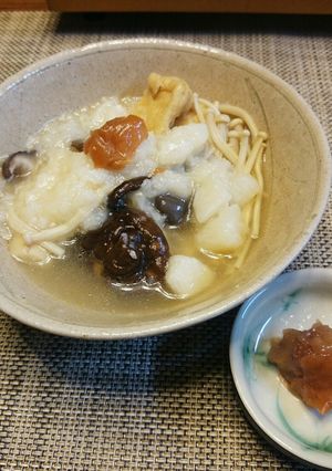 ［夏でもお鍋♪］とろろきのこ鍋-レシピのメイン写真