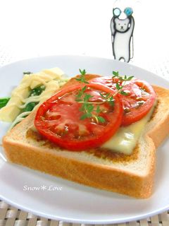 カレーリメイク★チーズトースト+トマト-レシピのメイン写真