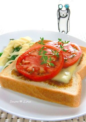 カレーリメイク★チーズトースト＋トマト-レシピのメイン写真