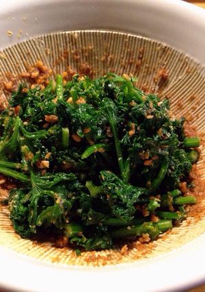 パセリの黒糖胡麻和え-レシピのメイン写真