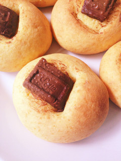 丸めて焼くだけチョコパン-レシピのメイン写真