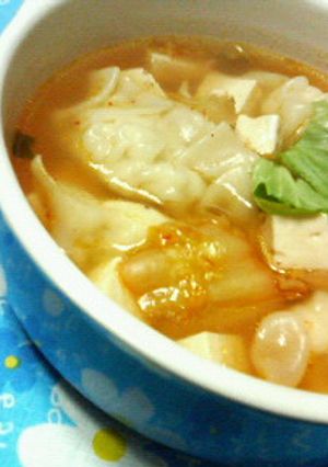 鶏挽肉とセロリの☆水餃子キムチ酢～プ♪♪-レシピのメイン写真