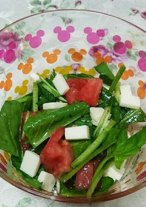 サラダ法蓮草とトマトのサラダ♪-レシピのメイン写真