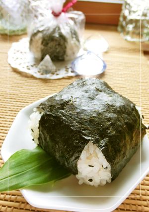 にぎらず おさえて 『海苔むすび。』-レシピのメイン写真