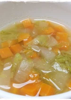 離乳食完了期　人参玉ねぎキャベツの味噌汁-レシピのメイン写真