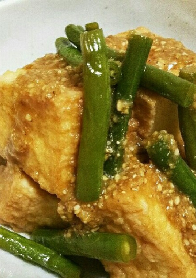 厚揚げとインゲンの煮物～ゴマだれかけ-レシピのメイン写真