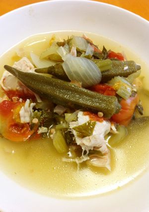 圧力鍋で鶏胸肉と野菜の岩塩スープ-レシピのメイン写真