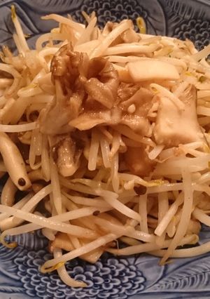 簡単！美味しい！もやしとキノコの炒めもの-レシピのメイン写真
