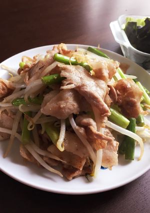 糖質制限食にもガッツリ系オススメ昼食-レシピのメイン写真