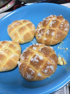 簡単!ホットケーキミックスでメロンパン♡-レシピのメイン写真