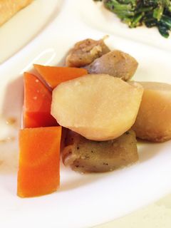 子供の好きな里芋・人参・蒟蒻の煮物-レシピのメイン写真