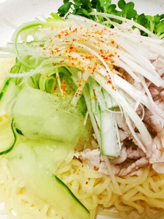 辛ラーメン×アレンジ!ピリ辛つけ麺-レシピのメイン写真