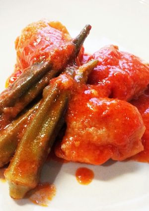 鶏肉とおくらのトマト煮-レシピのメイン写真