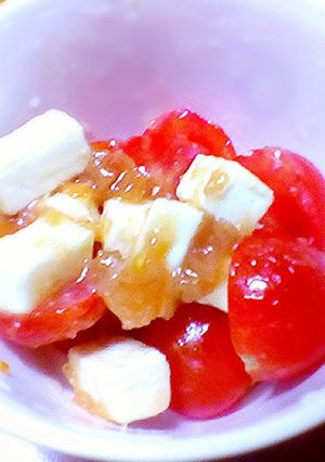 プチトマトとクリームチーズの梅カプレーゼ-レシピのメイン写真