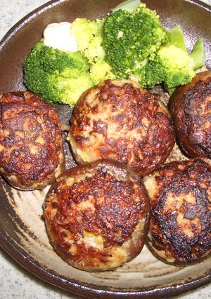 餃子の余りで！シイタケの中華風肉詰め❤-レシピのメイン写真