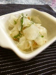 薄切り大根の梅干し和え-レシピのメイン写真