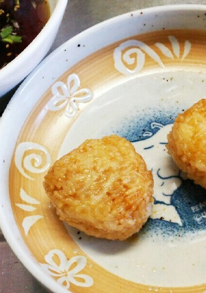 冷凍ご飯で焼きおにぎりとおまけのスープ-レシピのメイン写真