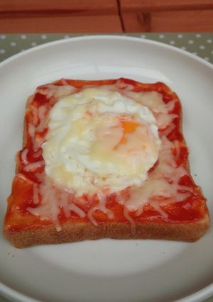 目玉焼きピザトースト-レシピのメイン写真