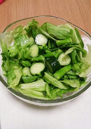 ドレッシングを作ってお店のサラダ-レシピのメイン写真
