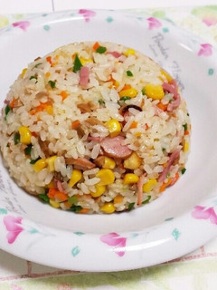 炊飯器で本格ピラフ-レシピのメイン写真