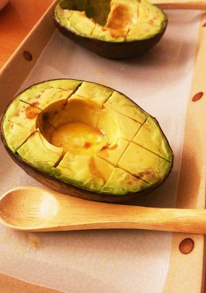 【簡単】焼きアボカド バター醤油風味-レシピのメイン写真