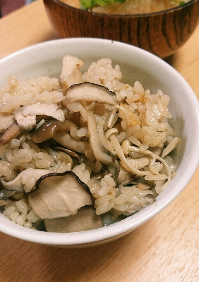 きのこたっぷり♡きのこご飯♪-レシピのメイン写真