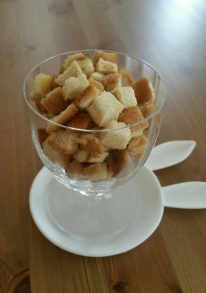 レンジで簡単！パンの耳クルトン♪-レシピのメイン写真