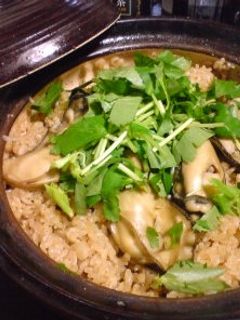 牡蠣の旨味たっぷり♪土鍋で牡蠣ご飯-レシピのメイン写真