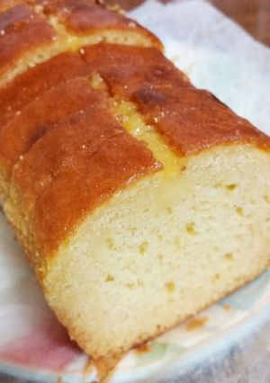 パウンドケーキにカルピスソフト☆★☆ミ-レシピのメイン写真